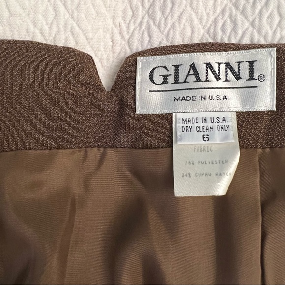 GIANNI High Waisted Pencil Skirt NWT - Picture 10 of 12